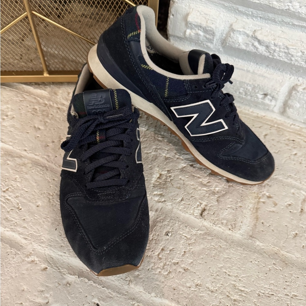Womens New Balance 996 Blue and Plaid Sneakers Size 9